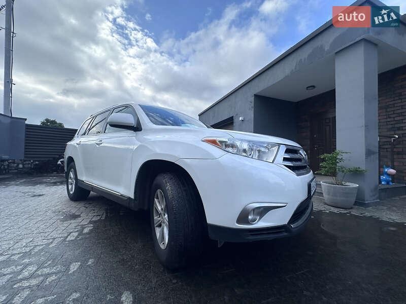 Toyota Highlander 2013