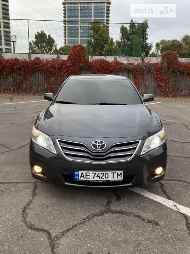 Toyota Camry 2011