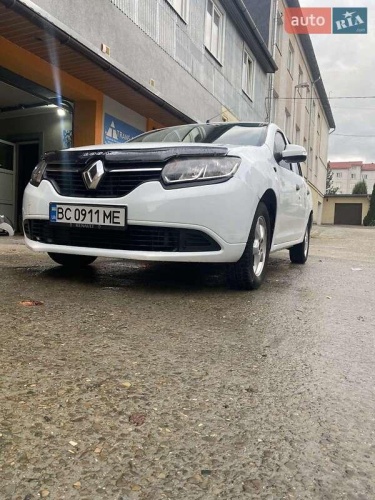 Renault Logan 2013