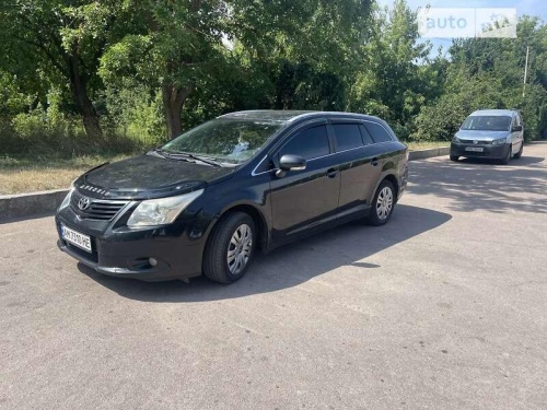 Toyota Avensis 2011