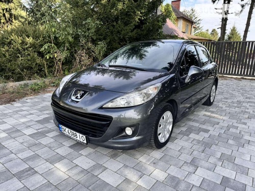 Peugeot 207 2010