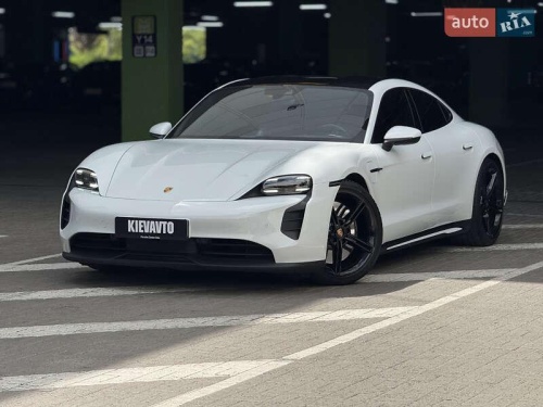 Porsche Taycan 2020
