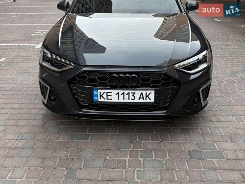 Audi A4 2019