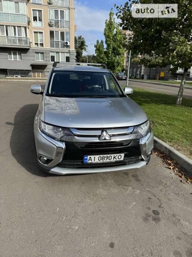 Mitsubishi Outlander 2018