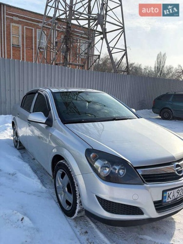 Opel Astra 2013