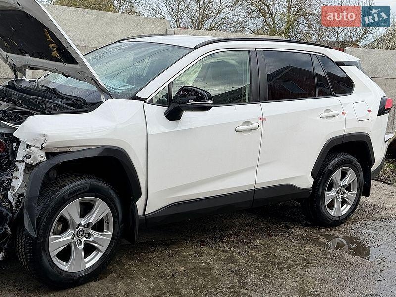Toyota RAV4 2019