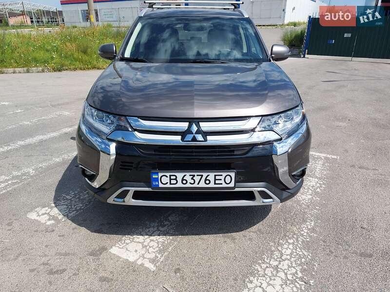 Mitsubishi Outlander 2017
