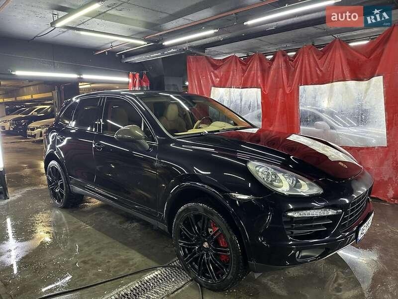 Porsche Cayenne 2012