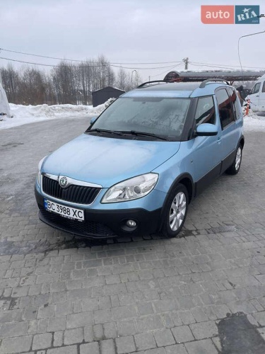 Skoda Roomster 2012