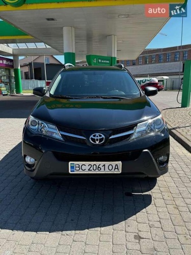 Toyota RAV4 2015
