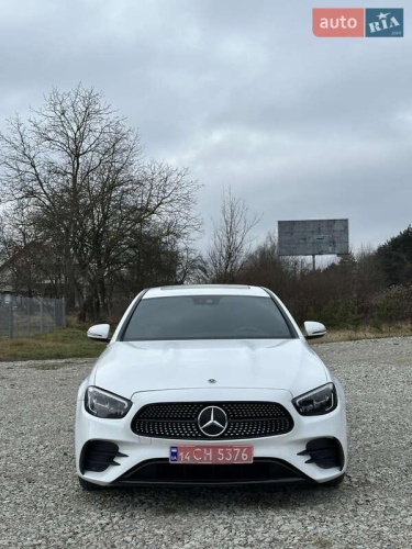 Mercedes-Benz E-Class 2021
