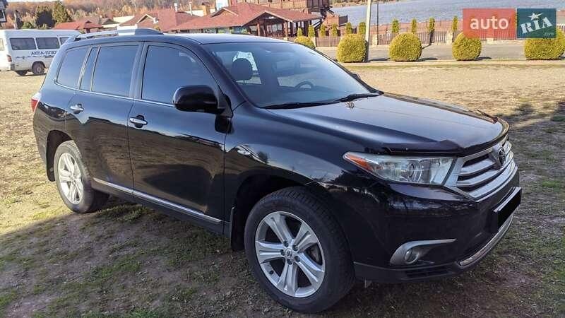 Toyota Highlander 2011