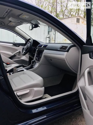 Volkswagen Passat 2013