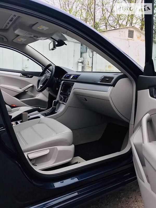 Volkswagen Passat 2013