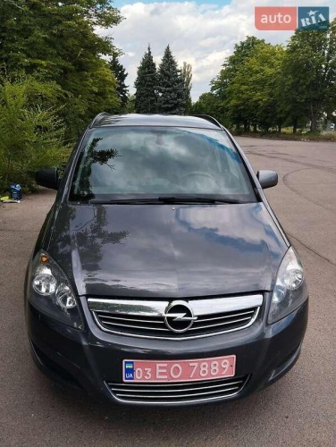Opel Zafira 2010