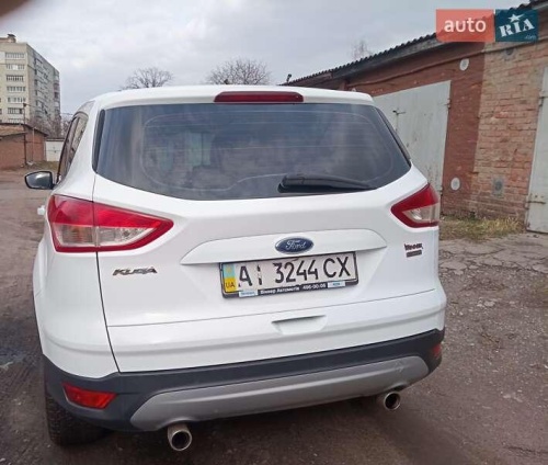 Ford Kuga 2016