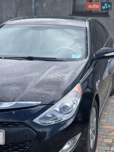 Hyundai Sonata 2012