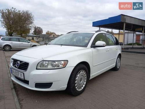 Volvo V50 2011