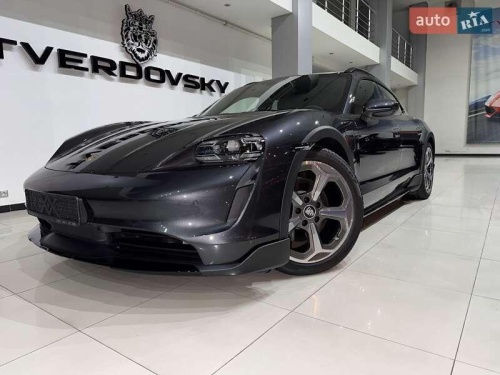 Porsche Taycan Cross Turismo 2022