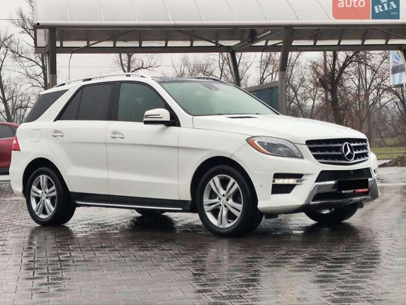 Mercedes-Benz M-Class 2014