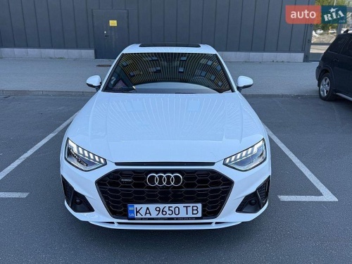 Audi A4 2022