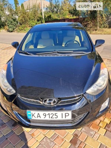 Hyundai Elantra 2013