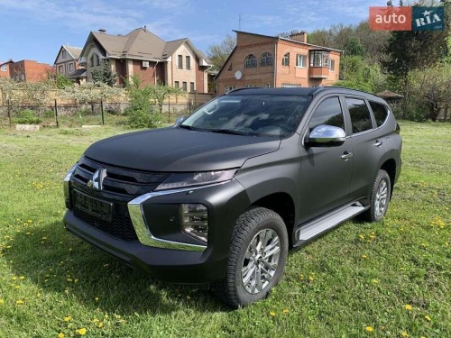 Mitsubishi Pajero Sport 2021