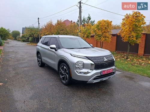 Mitsubishi Outlander 2022