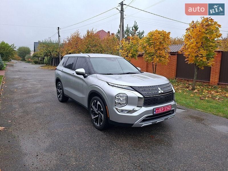 Mitsubishi Outlander 2022