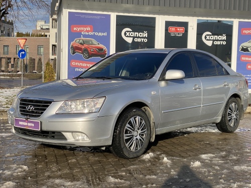 Hyundai Sonata 2010