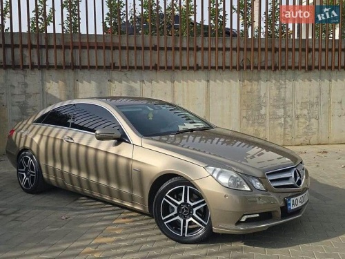 Mercedes-Benz E-Class 2010
