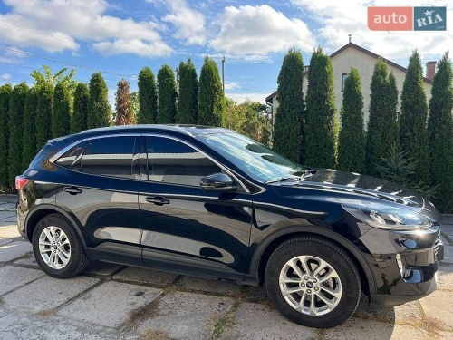 Ford Kuga 2021