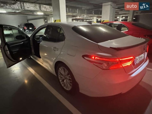 Toyota Camry 2018