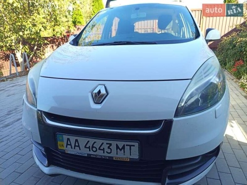 Renault Scenic 2013