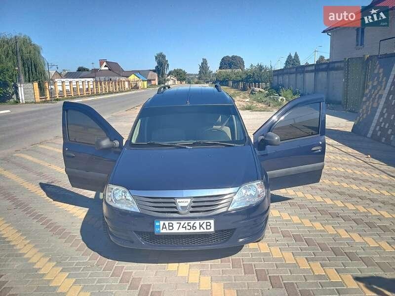 Dacia Logan 2011