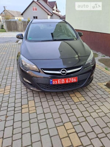 Opel Astra 2014