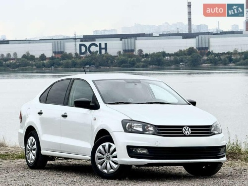 Volkswagen Polo 2016