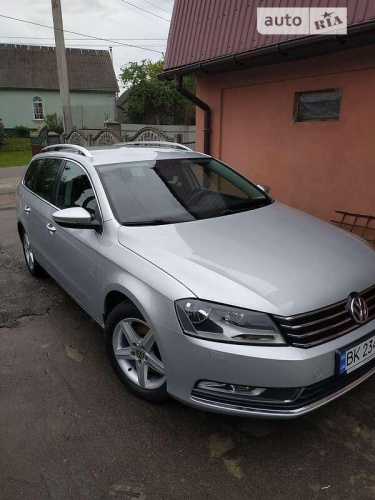 Volkswagen Passat 2011