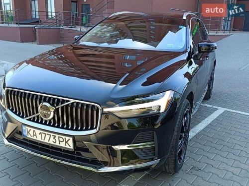 Volvo XC60 2022