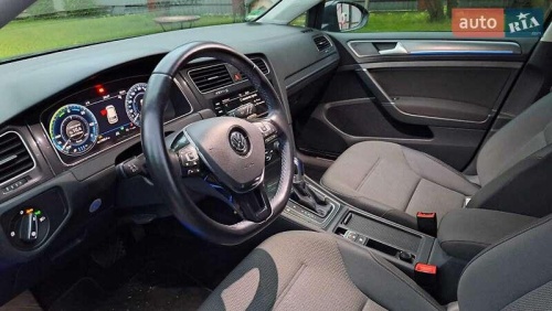 Volkswagen e-Golf 2017