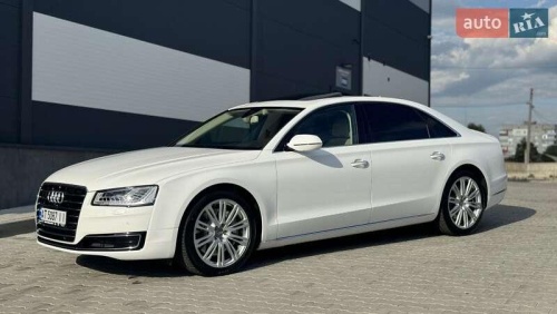 Audi A8 2014