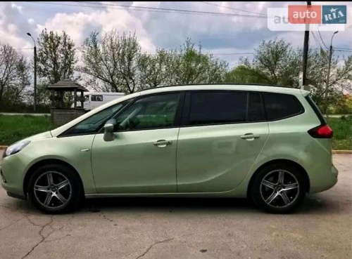 Opel Zafira 2012