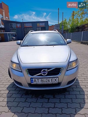 Volvo V50 2011