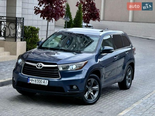 Toyota Highlander 2016