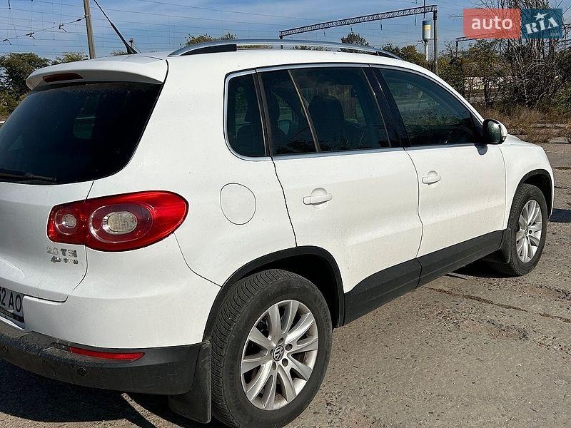 Volkswagen Tiguan 2011
