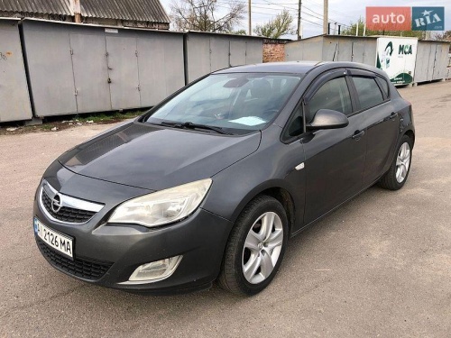 Opel Astra 2011