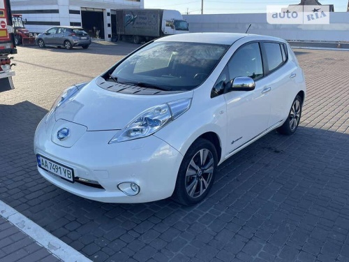 Nissan Leaf 2013