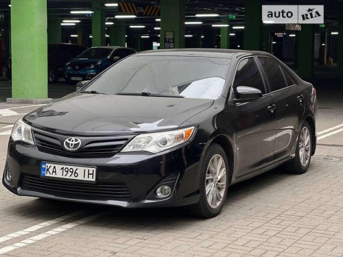 Toyota Camry 2012