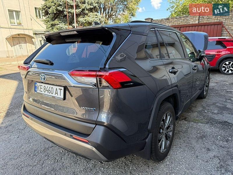 Toyota RAV4 2024