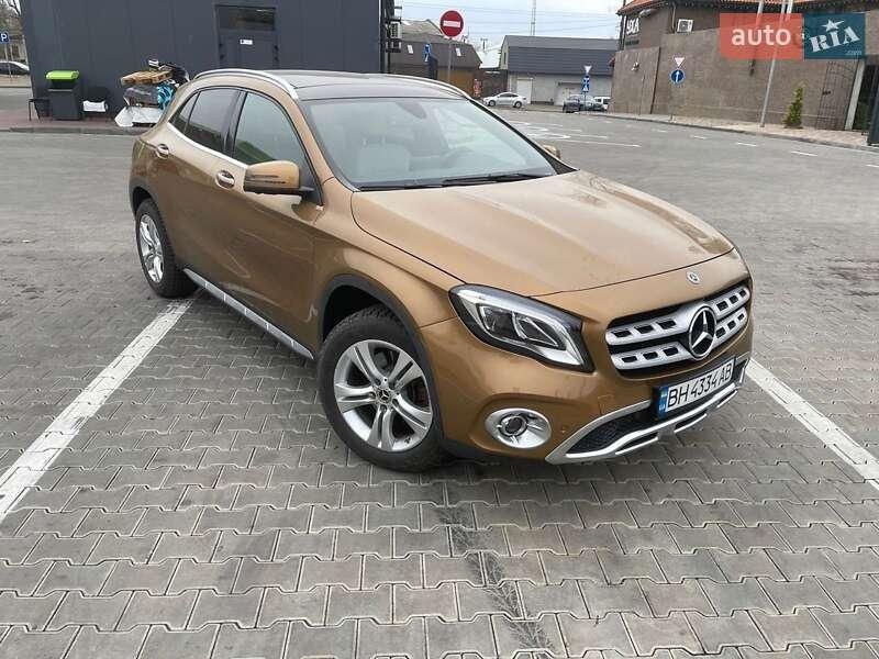 Mercedes-Benz GLA-Class 2017